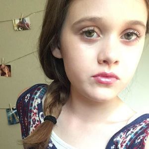 Meet your Posher, Evelyn